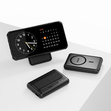 EFM FLUX 5,000mAh Magnetic Power Bank With MagSafe Compatability and Foldable Stand - Black